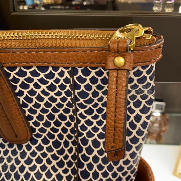 Fossil Bag | Large - Picture 6 of 12